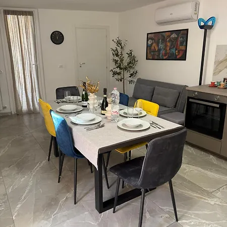 Casa Hanna Garden Apartman *