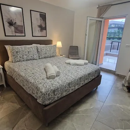 Casa Hanna Garden アパート ヴェルバーニア